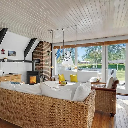 Hotel Cozy In With Sauna